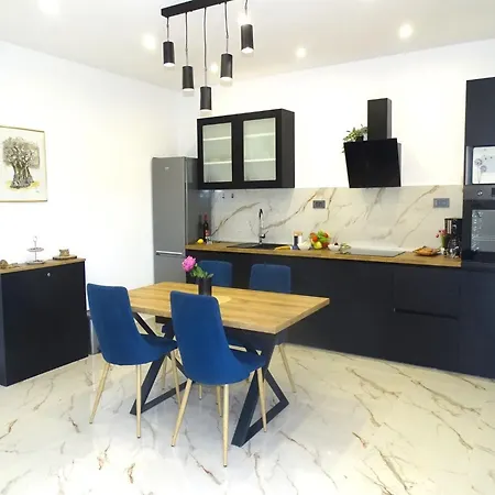 Parancin By Interhome