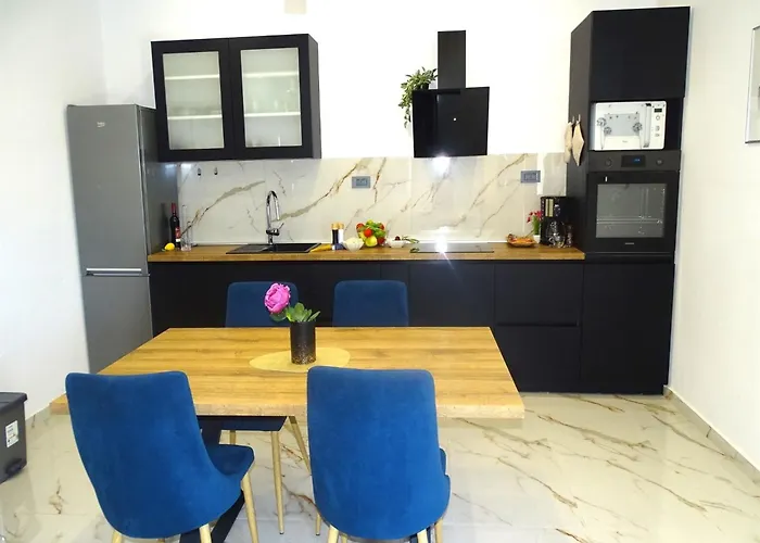 Nyaraló Parancin By Interhome *