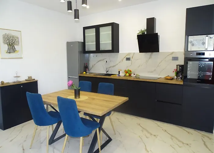 Parancin By Interhome Nyaraló *